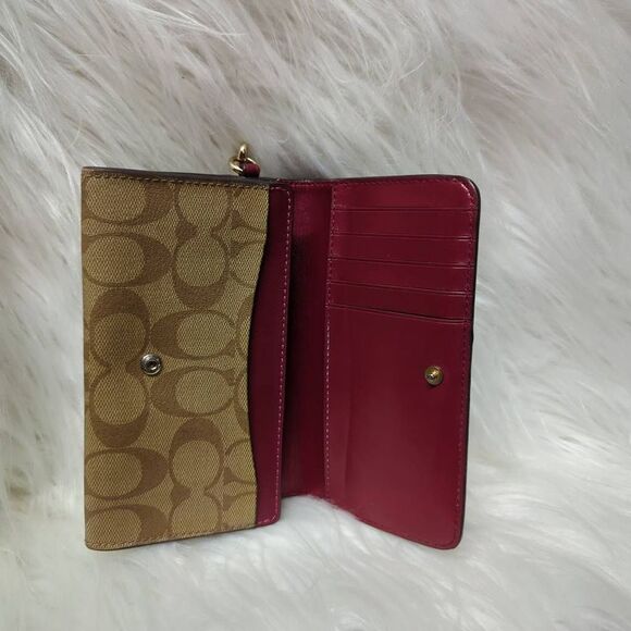 Coach Signature C Canvas Flap Phone Wallet - Picture 4 of 5